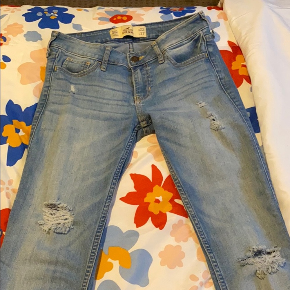 Hollister Light Wash Super Skinny Jeans W23